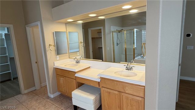 9625 Irvine Bay Court, Las Vegas, NV 89147