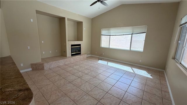 9625 Irvine Bay Court, Las Vegas, NV 89147