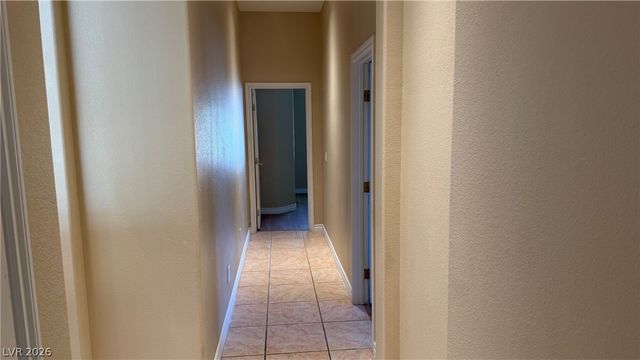 9625 Irvine Bay Court, Las Vegas, NV 89147