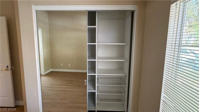 9625 Irvine Bay Court, Las Vegas, NV 89147