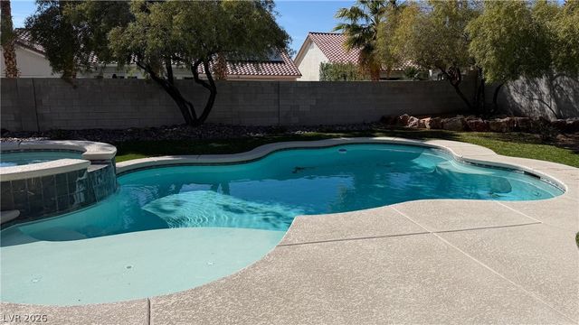 9625 Irvine Bay Court, Las Vegas, NV 89147