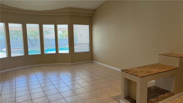9625 Irvine Bay Court, Las Vegas, NV 89147