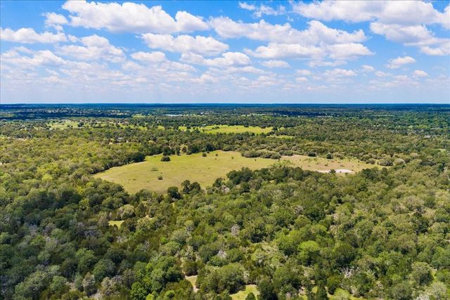 2516 Klimek Road, Fayetteville, TX 78940