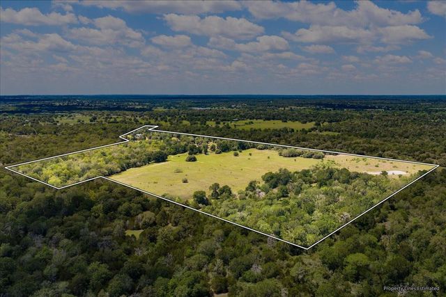 2516 Klimek Road, Fayetteville, TX 78940
