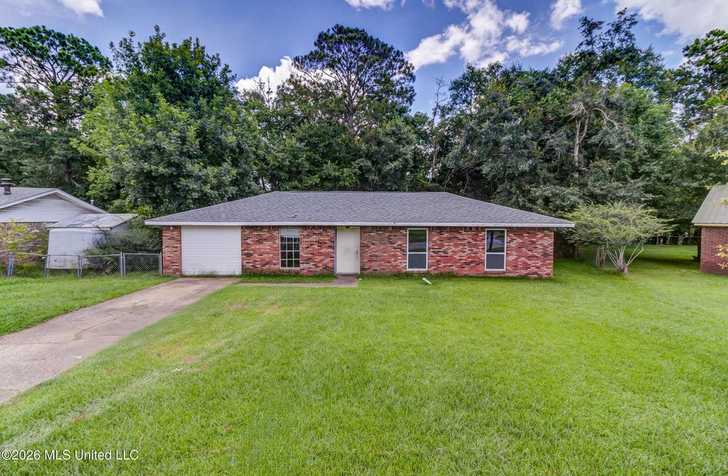 712 Shirley Drive, Gulfport, MS 39503