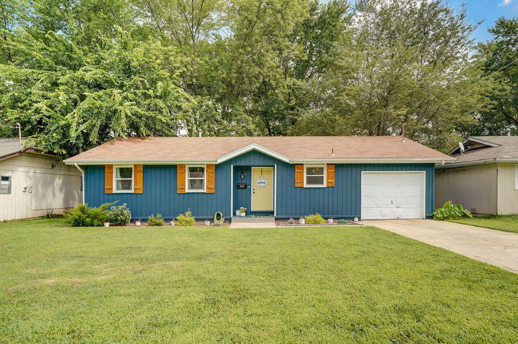 303 East Berkeley Street, Springfield, MO 65807
