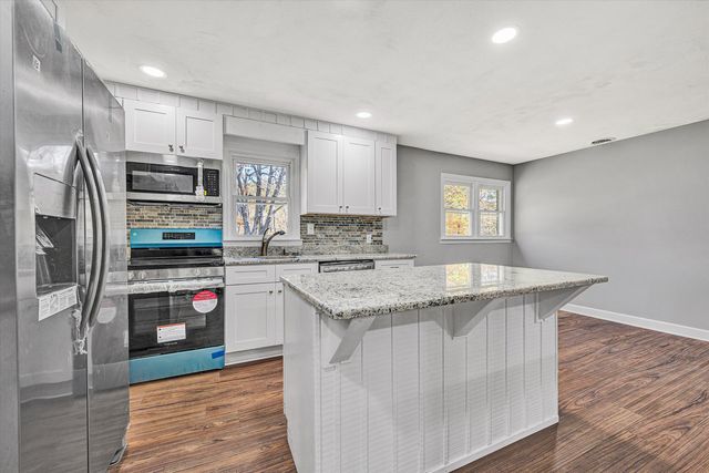 304 Broken Arrow LN, Covington, VA 24426