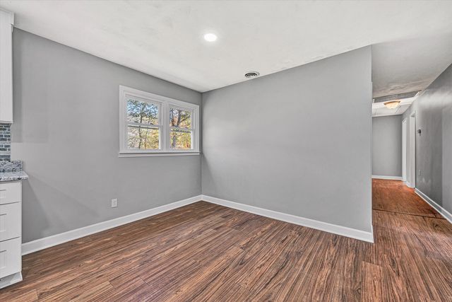 304 Broken Arrow LN, Covington, VA 24426