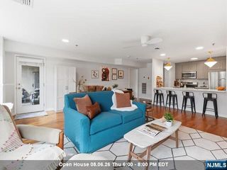 350 7th 3f, Hoboken, NJ 07030
