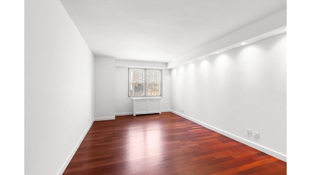 400 E 54TH Street 15CD, New York City, NY 10022