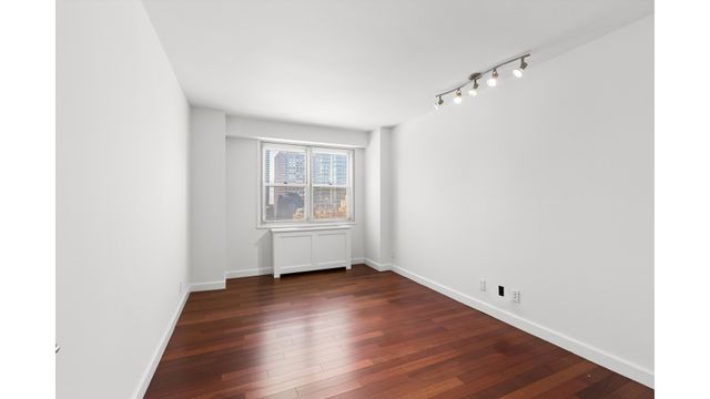 400 E 54TH Street 15CD, New York City, NY 10022