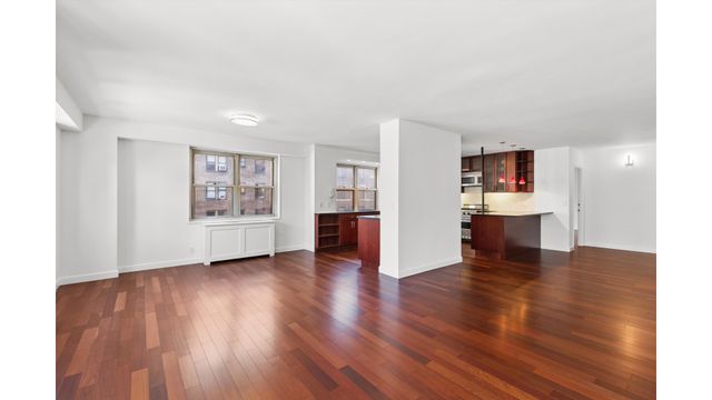400 E 54TH Street 15CD, New York City, NY 10022