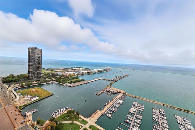 211 N Harbor Drive 3605, Chicago, IL 60601