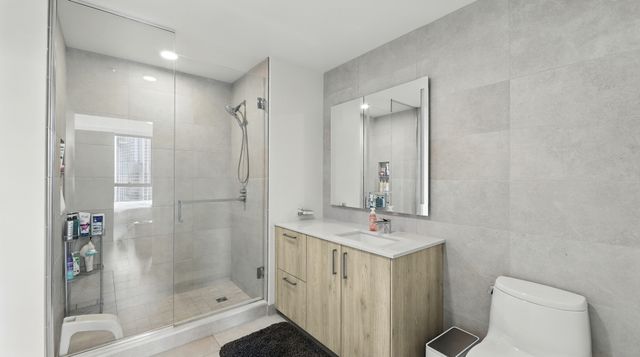 211 N Harbor Drive 3605, Chicago, IL 60601