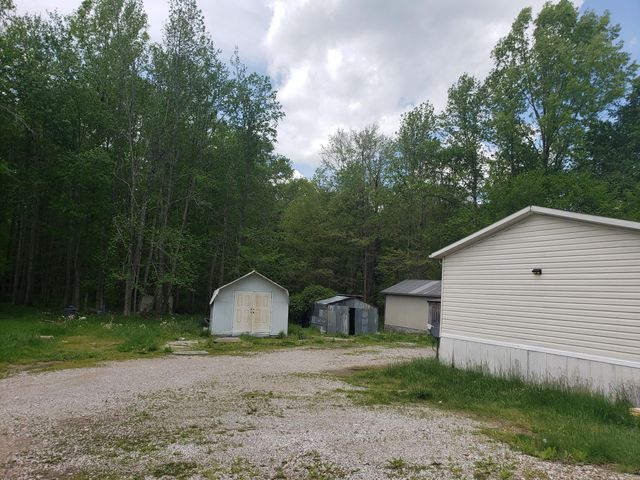 1534 Tuttle Road, London, KY 40744