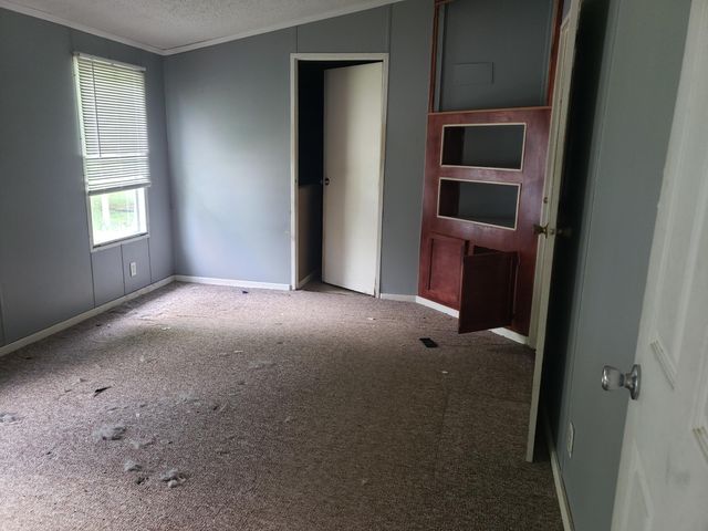 1534 Tuttle Road, London, KY 40744