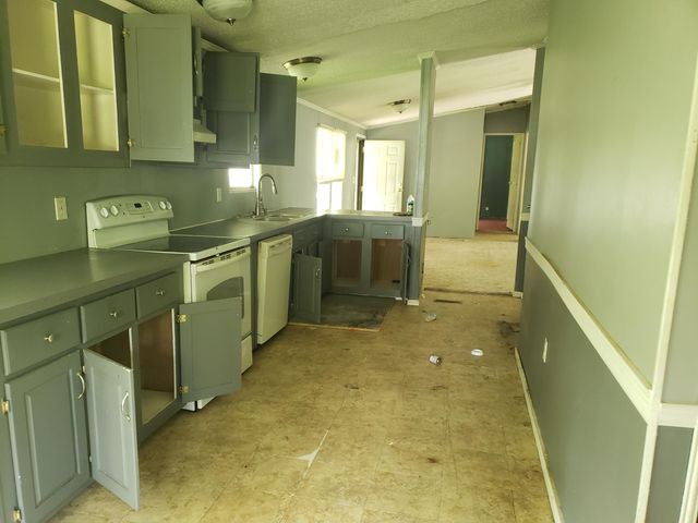 1534 Tuttle Road, London, KY 40744