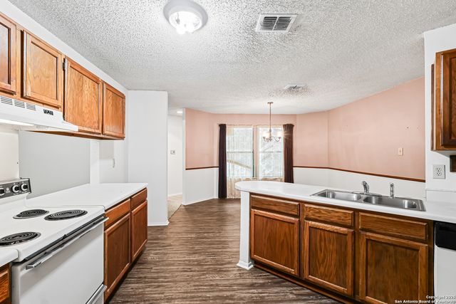 3210 Le Blanc, San Antonio, TX 78247