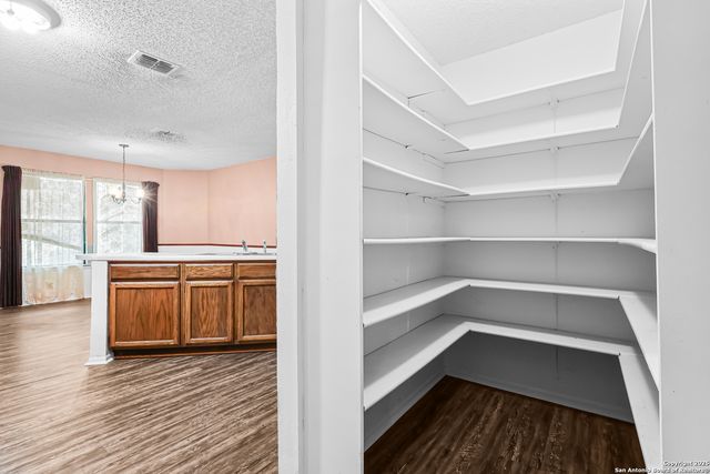 3210 Le Blanc, San Antonio, TX 78247