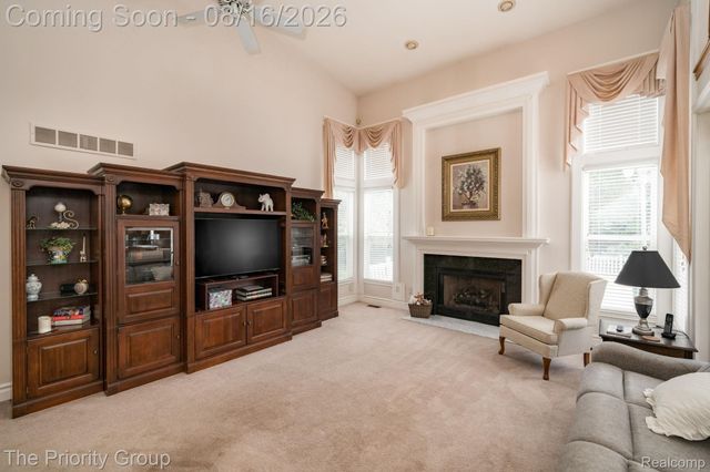 1761 Twin Lakes Boulevard E, Oxford Charter Township, MI 48371