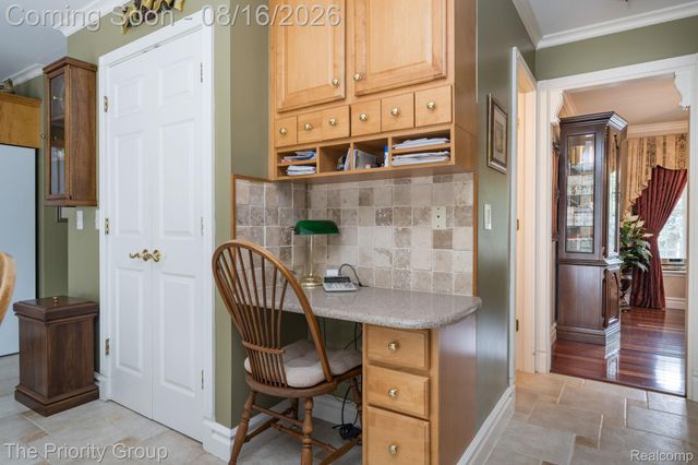 1761 Twin Lakes Boulevard E, Oxford Charter Township, MI 48371