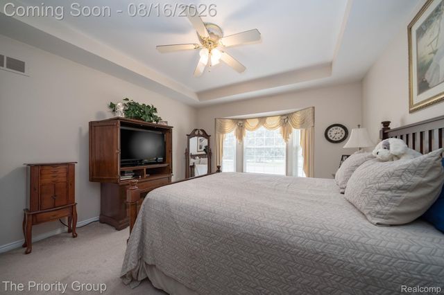 1761 Twin Lakes Boulevard E, Oxford Charter Township, MI 48371