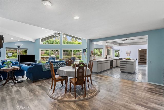 1321 El Finito Way, North Tustin, CA 92705