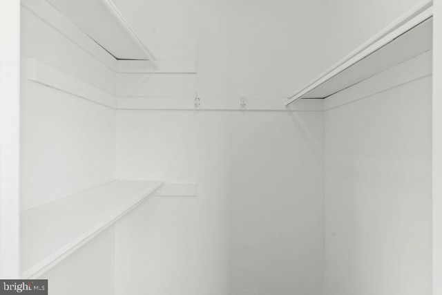 6129 FRANCONIA STATION LN, Alexandria, VA 22310