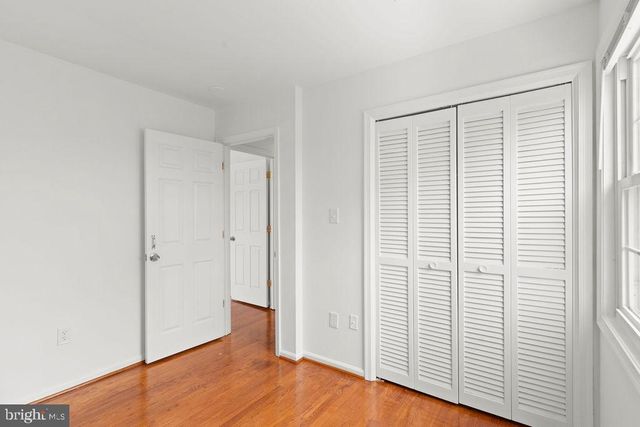 6129 FRANCONIA STATION LN, Alexandria, VA 22310