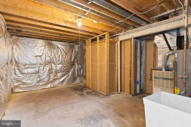 6129 FRANCONIA STATION LN, Alexandria, VA 22310