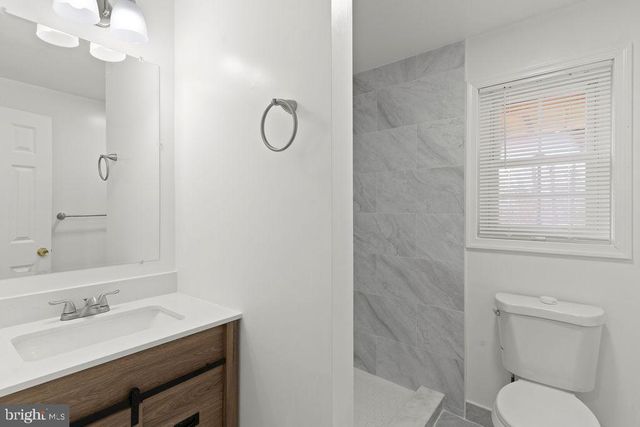 6129 FRANCONIA STATION LN, Alexandria, VA 22310