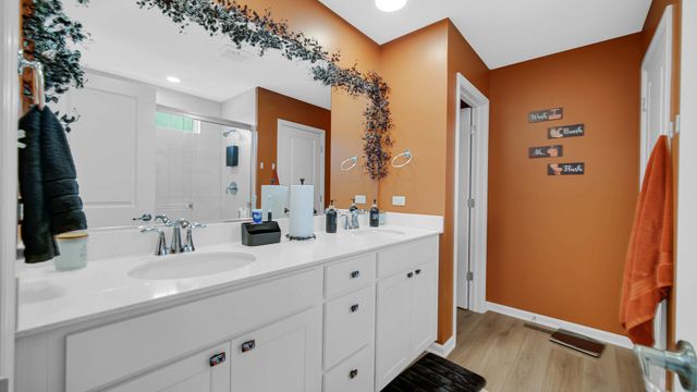11452 Clyde Drive, Winfield, IN 46307