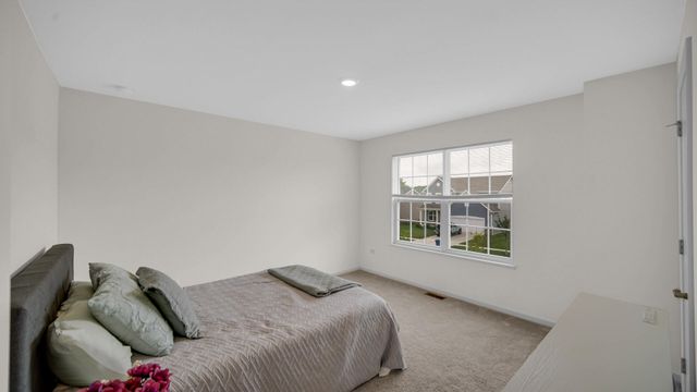 11452 Clyde Drive, Winfield, IN 46307
