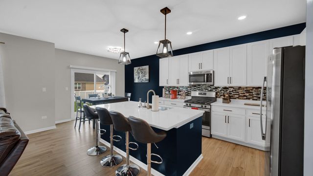 11452 Clyde Drive, Winfield, IN 46307
