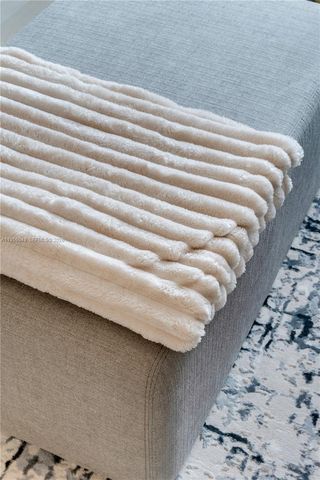 225 N Miami Ave 1707, Miami, FL 33128