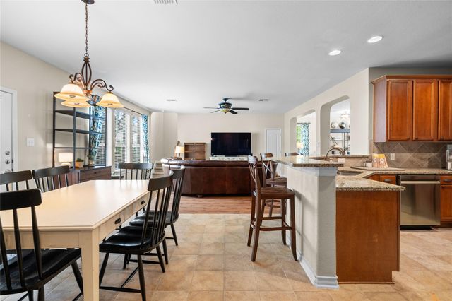 328 Island Oak DR, Austin, TX 78748