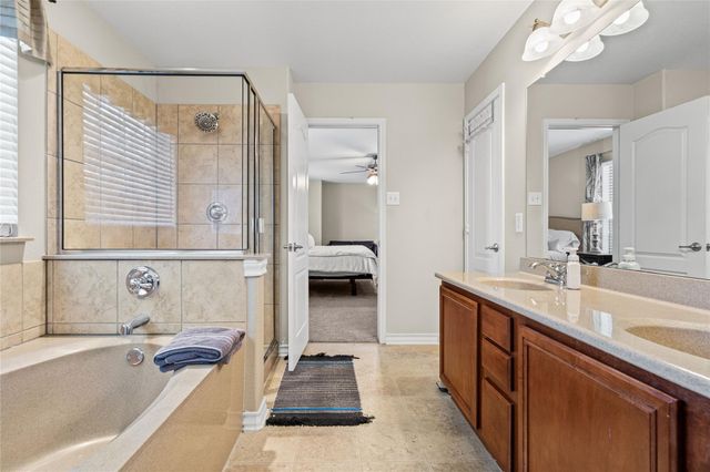 328 Island Oak DR, Austin, TX 78748