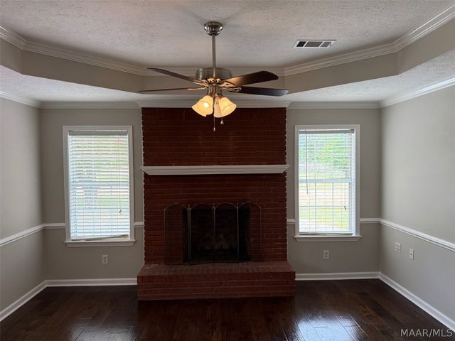 2207 County Road 85 ., Deatsville, AL 36022
