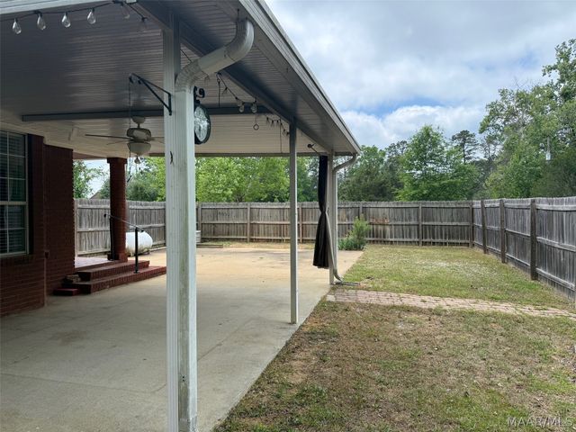 2207 County Road 85 ., Deatsville, AL 36022