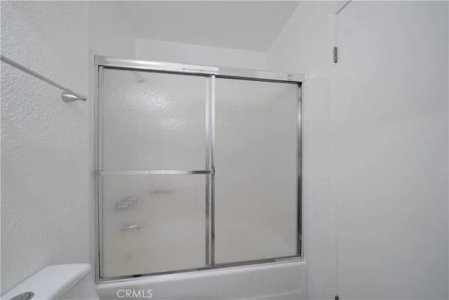 1909 N Summit, Pasadena, CA 91103