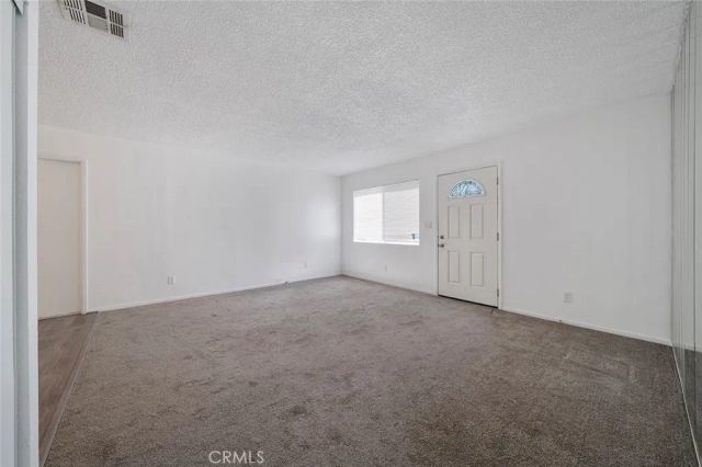 1909 N Summit, Pasadena, CA 91103