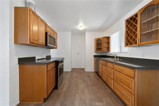 1909 N Summit, Pasadena, CA 91103