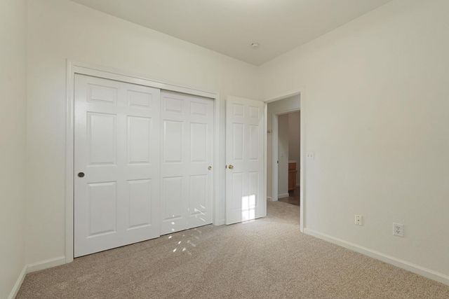 2651 Donner Trl, Riverbank, CA 95367