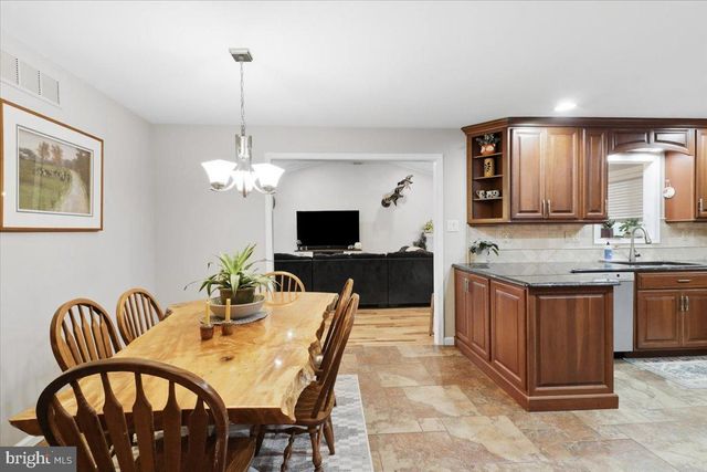 1228 SHEEPHILL RD, Pottstown, PA 19465