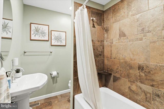 1228 SHEEPHILL RD, Pottstown, PA 19465