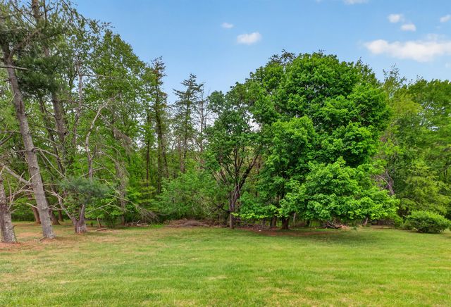 60 Little Mountain CIR, Rocky Mount, VA 24151