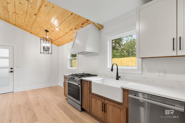 502 Horton Lane, Fairhope, AL 36532