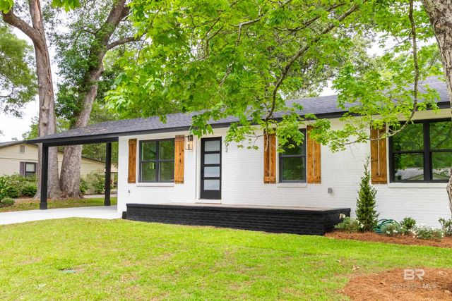 502 Horton Lane, Fairhope, AL 36532
