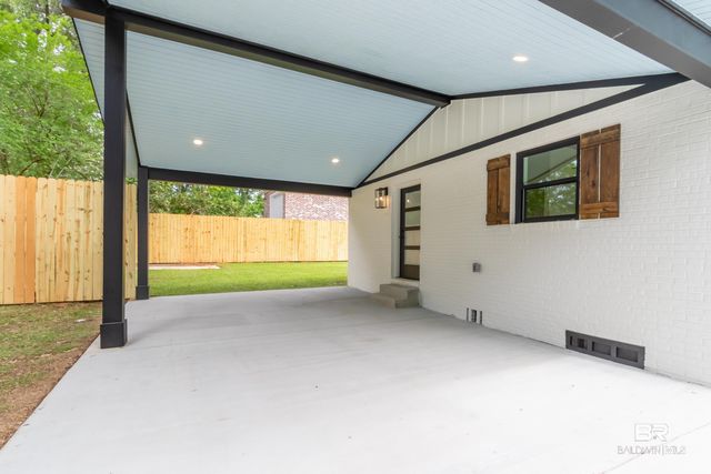 502 Horton Lane, Fairhope, AL 36532