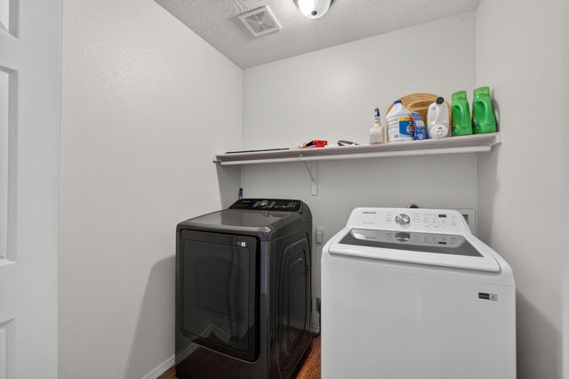 817 Frederico Boulevard, Rio Communities, NM 87002